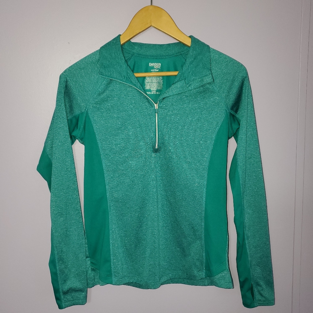 Danskin Now semi-fitted Exercise Long Sleeve